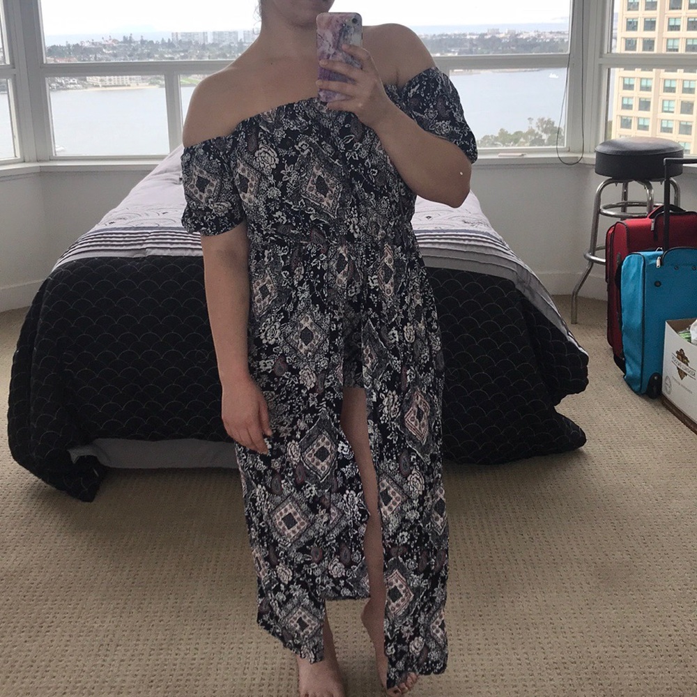 LF NWT off the shoulder maxi romper dress 🌼